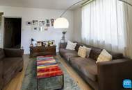 Charmantes Einfamilienhaus mit Schwimmbad und Garage in Theresienfeld