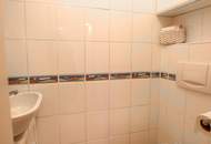 NEUER PREIS! Schönes Einfamilienhaus in Meidling mit großem Garten und 90m² Werkhalle!