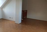 MEHRPARTEIENHAUS MIT ENTWICKLUNGSPOTENZIAL (Provisionsfrei)