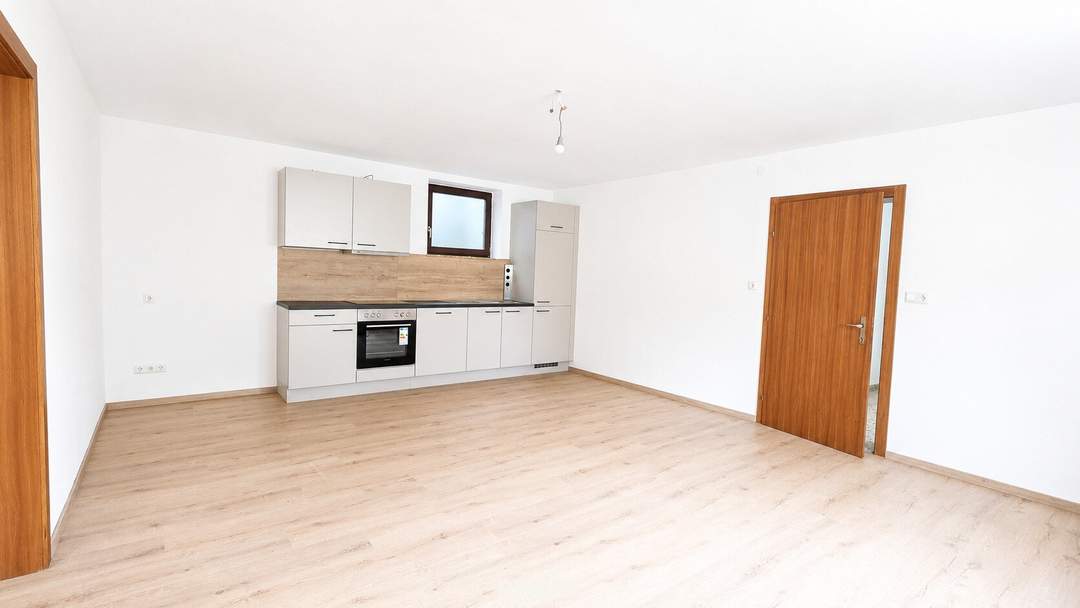 70 m² Wohnung in ruhiger Lage nahe dem Bahnhof Leibnitz & neuer Küche ( keine Terrasse oder Balkon )
