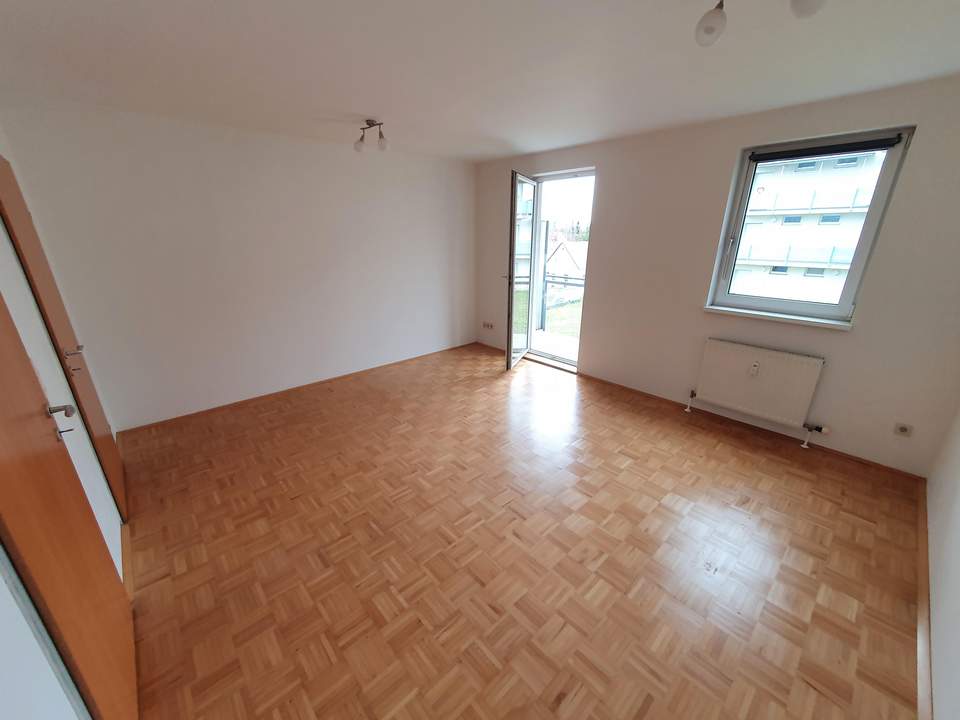 Kompakte Kleinwohnung mit Balkon und Vorraum