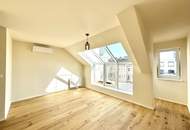 Renovierte Dachwohnung mit zwei Terrassen und seitlichem Blick auf Schönbrunn und die Gloriette
