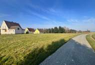 Leistbares, ebenes, sonniges Baugrundstück mit guter Anbindung!