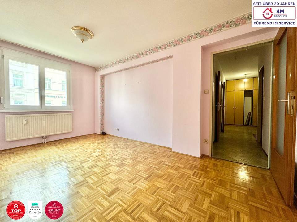 Zentral begehbare 2-Zimmer-Wohnung mit Loggia (Garagenplatz vorhanden)