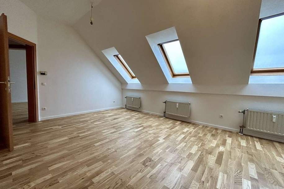 Unbefristetes Mietverhältnis: Hochwertige 2-Zimmer-Dachgeschosswohnung in Fürstenfeld, Wohnung-miete, 566,50,€, 8280 Hartberg-Fürstenfeld