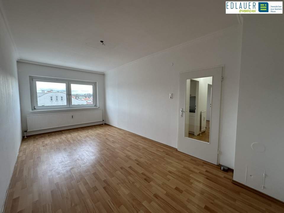 3-Zimmer-Wohnung nähe Traisenpark mit Loggia!