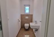 Neuwertige Doppelhaushälfte mit Carport und PV-Anlage in Reichersdorf