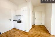 | CHARMANTE 2-ZIMMER WOHNUNG MIT GROSSZÜGIGER SW-TERRASSE | IN WUNDERSCHÖNER ALTBAU-VILLA | HELL & GEMÜTLICH | IDEAL FÜR STUDENTEN, SINGELS ODER PÄRCHEN | NÄHE MED-UNI | TOP LAGE