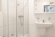 RESIDIEREN BEIM ROTEN BERG II GARAGE II SAUNA II NEUE PV-ANLAGE II 6 ZIMMER II 4 BÄDER II 54m² WOHNZIMMER MIT KAMIN II 2 TERRASSEN II BALKON II GARTEN II GROSSER KELLER