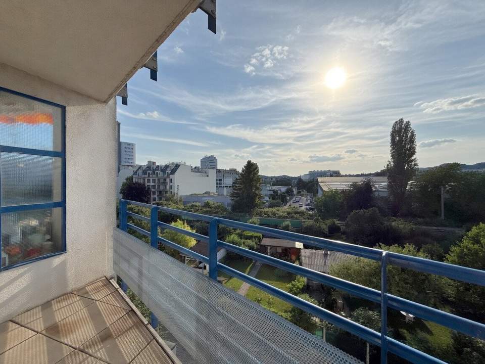 Kornhäuselgasse | Zwei-Zimmer-Wohnung mit Loggia und Einbauküche zu verkaufen
