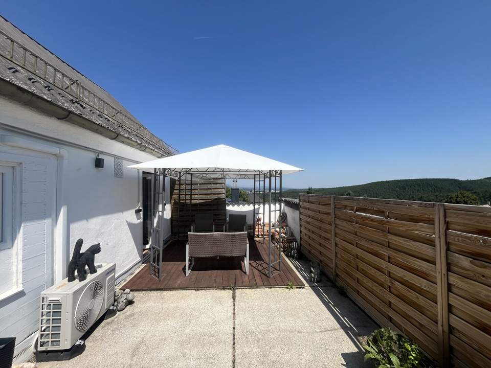 TRAUMHAFTE TERRASSENWOHNUNG IN GÖTTSCHACH - 3 ZIMMER