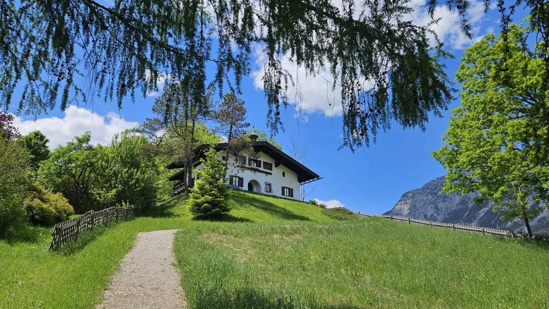 Haus in einzigartiger Alleinlage mit toller Aussicht!