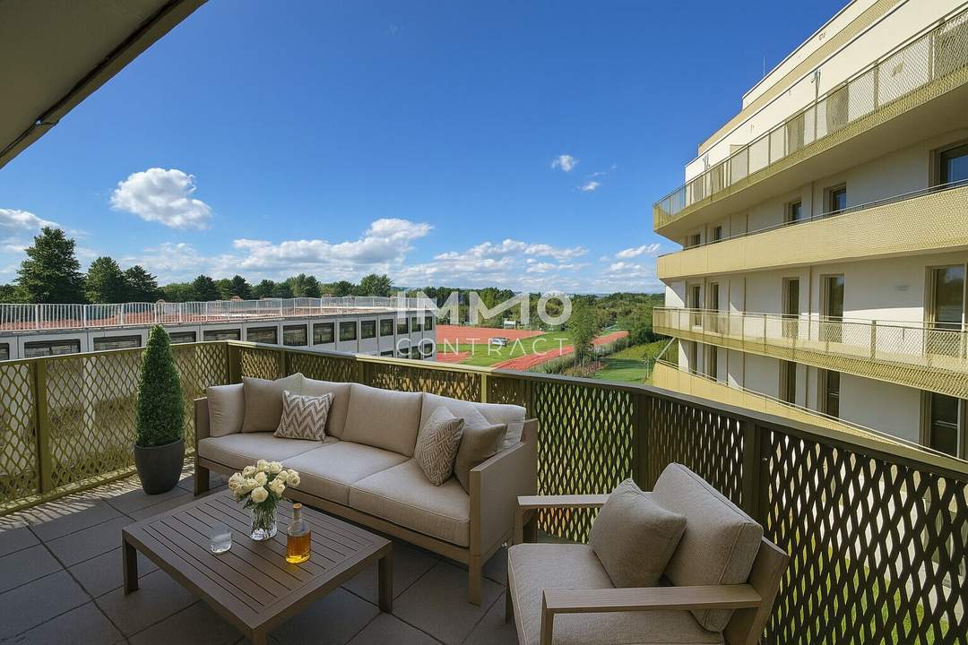 Hirschfeld: Günstig und hochwertig: 3 Zimmer Wohnung mit Balkon PROVISIONSFREI