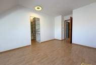 TOP PREIS-LEISTUNG! Geräumige Maisonette. 4 ZIMMER, 2 BÄDER, BALKON. FERNWÄRME!