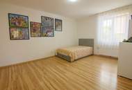 Mehrfamilienhaus mit 2 getrennten Wohneinheiten