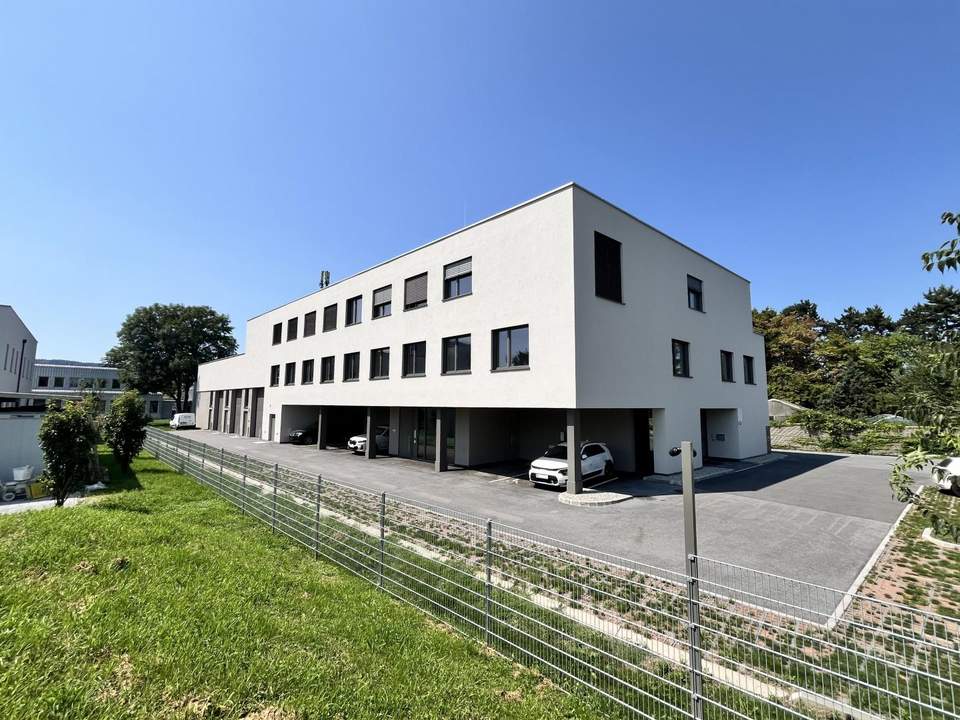 Neubau Büro ab sofort!