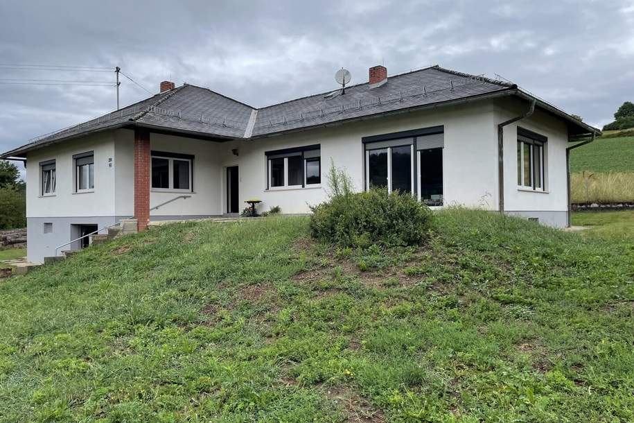 Großzügiger rundum eingezäunter Bungalow in ruhiger und sonniger Ortsrandlage, Haus-kauf, 278.000,€, 7543 Güssing