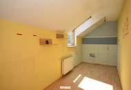 Zweifamilienhaus mit großem Grund in Neumarkt, Bezirk Melk