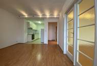 Fasangasse beim Belvedere! Helle DG-Wohnung (oberster Stock), hofseitig, ruhig!!!