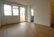Schallmoos: Garconniere mit Balkon