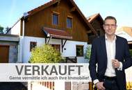 Heimeliges Doppelhaus in Holzbauweise – Wohnen mit Wohlfühlfaktor in ruhiger Siedlungslage!