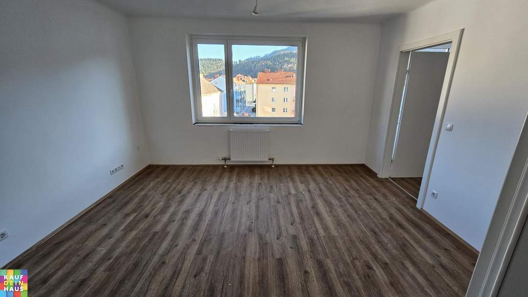 Frisch sanierte 2 Zimmerwohnung