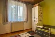 Haus mit großer Terrasse und wunderbarem Garten