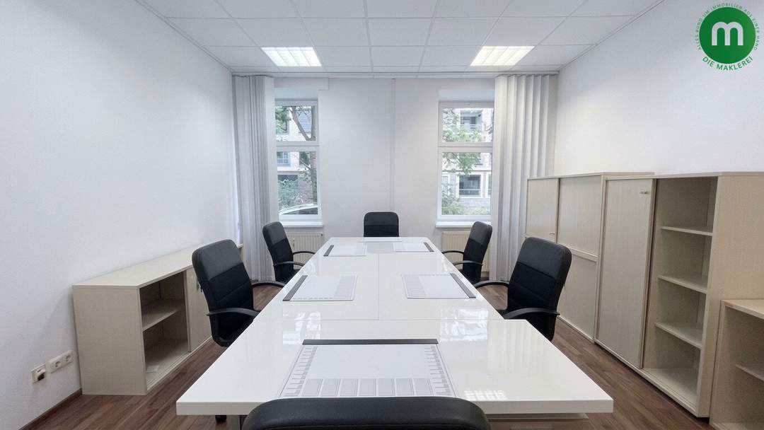 Büro oder Praxis in repräsentativem Altbau bei der Schmelz