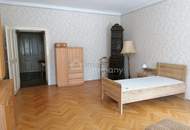 Historisches Wohnhaus auf ca. 7.400 m² Grundstück mit Entwicklungspotenzial