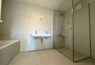 Raumwunder im Dachgeschoss – Wohnen mit drei Freiflächen