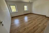 Derzeit in SANIERUNG: sehr attraktive und ansprechende Wohnung in wunderschöner Grünlage! Tolle Raumaufteilung für äußerst flexible Nutzungsmöglichkeiten! 1A-Infrastruktur wird geboten!