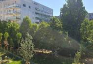 Grüne Oase 500m vom Zentrum – Innenhof mit großem Balkon, Fitness und Co-Working – Erstbezug &amp; Warm