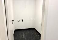 Townhouse directly at the main train station: Commission-free