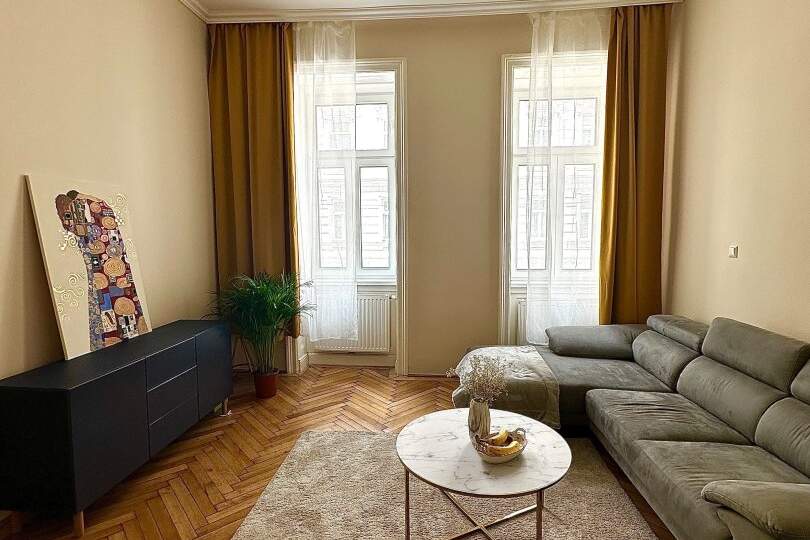 Sanierte und möblierte 2-Zimmer-Eigentumswohnung im sanierten Altbau mit Lift und Fernwärmeanschluss!, Wohnung-kauf, 215.000,€, 1120 Wien 12., Meidling