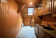 3-Zimmer-Dachgeschosswohnung mit Blick auf die Kirche – Top-Lage am Hauptplatz in Bruck an der Leitha