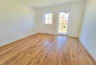 Neuwertige 2-Zimmer-Wohnung mit traumhaftem Seeblick &amp; Seezugang in Seeham