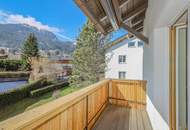 Hochwertige Dachgeschosswohnung mit schönem Ausblick in Ruhelage