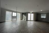 UNBEFRISTETES Eck-Geschäftslokal direkt gegenüber Gymnasium Zehnergasse