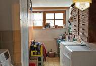 Gemütliches Ein- oder Zweifamilienhaus mit weitläufigem Garten