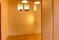 2-Zimmer-Altbauwohnung nahe U1 | Balkon vorübergehend bewilligt