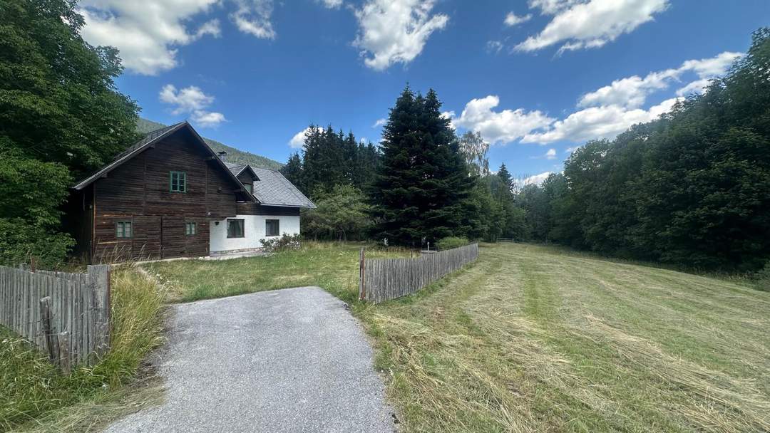 "Haus mit großem GRUND"