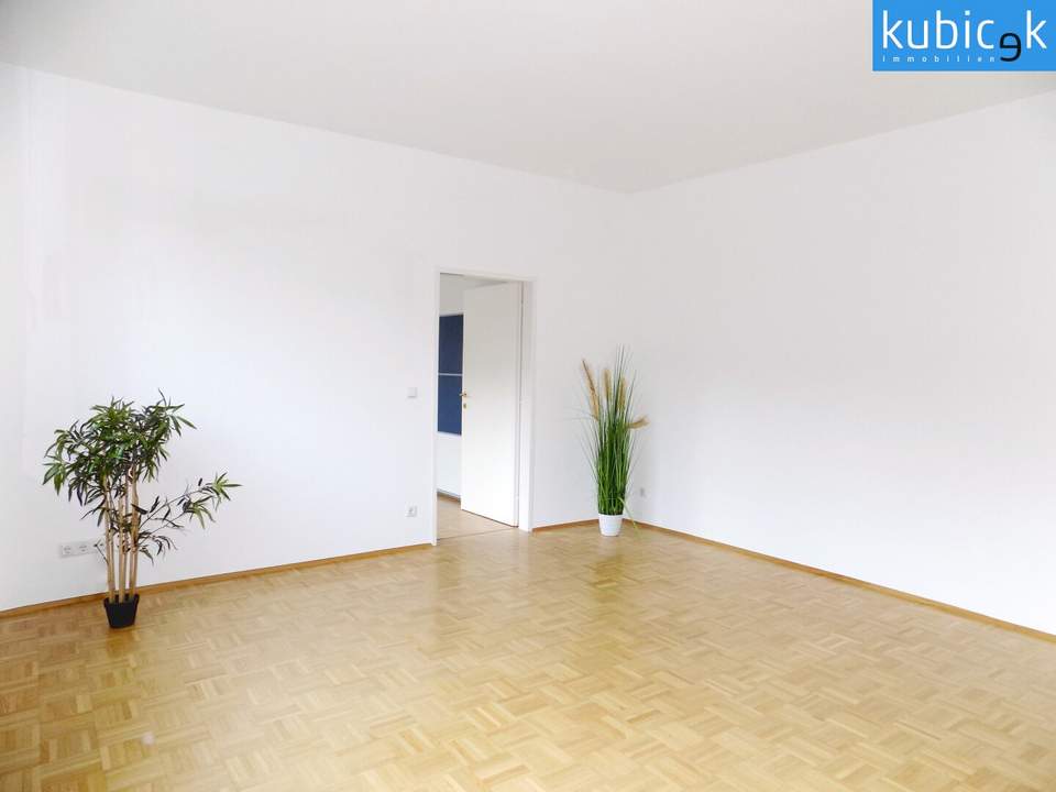 Helle Wohnung Nähe Nussberg