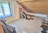 Bad Mitterndorf: Haus aus Verlassenschaft mit 2.500m² Grundstück, 200m² Garage und 400m² Biotop.