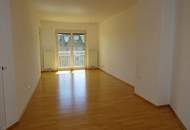 12249 Top- Wohnung mit Tiefgarage