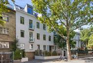 3,7m Raumhöhe im DG, Garage mit 2 Stellplätze, Atrium, Aufzug in die Wohnung und 360° Dachterrasse