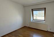 Dachgeschosswohnung mit 2 Zimmer und Fernblick | ZELLMANN IMMOBILIEN