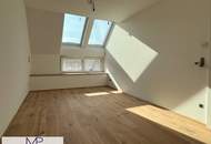 Helle und ruhige 3-Zimmer DG Wohnung mit super Ausstattung - ohne lästige Schrägen!