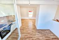 Summer Sale! Wo dein Leben Weitblick bekommt - Kompakte 2-Zimmer im Dachgeschoss mit Terrasse und Fernblick! Traumhaft saniertes Altbauhaus + Stylisches Stiegenhaus + Tolle Infrastruktur und Anbindung + Lebensqualität! Auch für Anleger interessant!