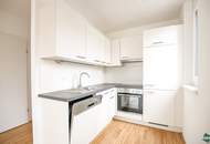 Hofruhelage: Moderne 2-Zimmer Wohnung mit Balkon nahe Donau