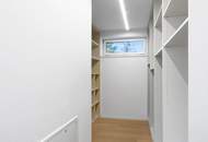 Exklusive Villa mit Möglichkeit für Praxis oder Office in absoluter Ruhelage am Waldrand mit Pool! Nähe Wien